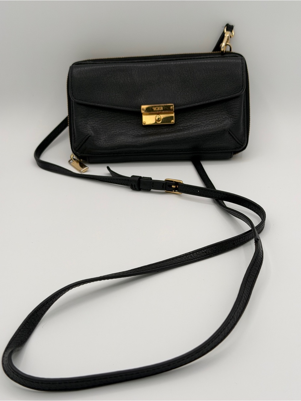 Tumi Larkin Stockton Phone Wallet Leather Bag - Picture 7 of 10